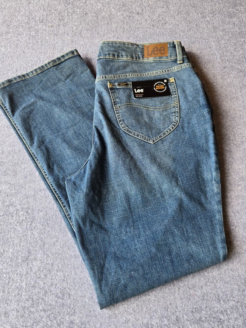 Lee Women's Jeans Mid-rise Bootcut 18W LONG Stone Wash Friction Resistant New